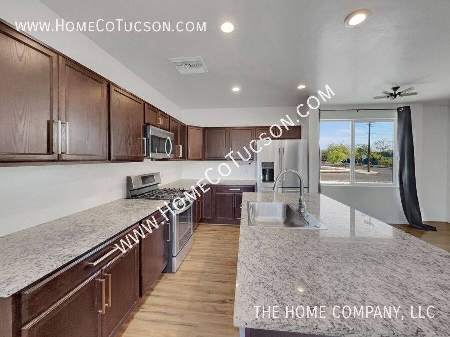House for rent at 70 W 21st St, Tucson, AZ 85701