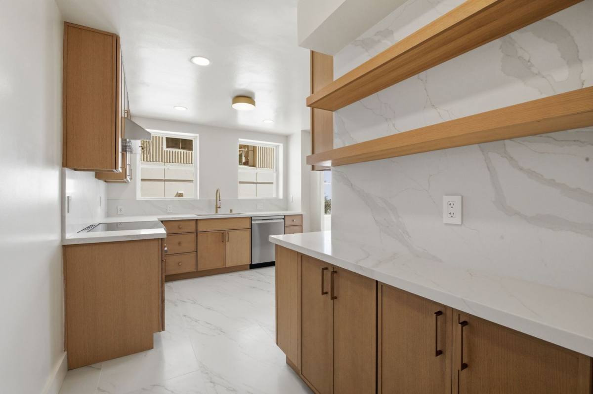 Apartment for rent at 1310 Jones St #102, San Francisco, CA 94109