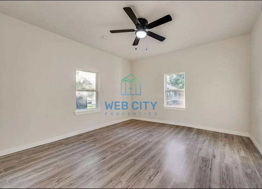 House for rent at 2826 Casey St, Dallas, TX 75215