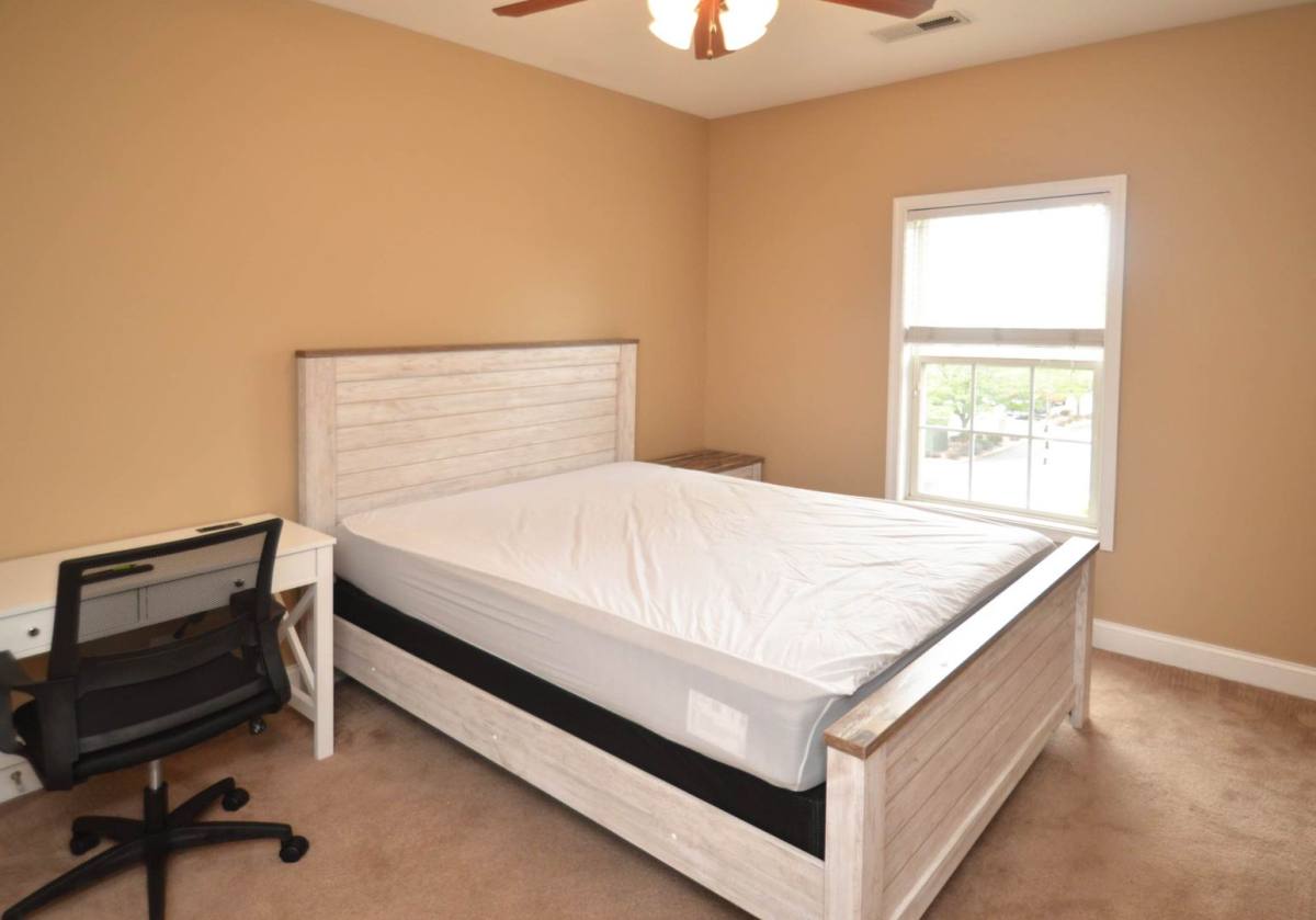 Condo for rent at 205 Capital St, Lynchburg, VA 24502