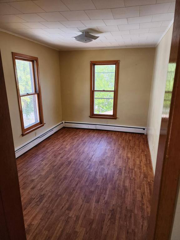 Apartment for rent at 20 E Empire St #5, Freeport, IL 61032