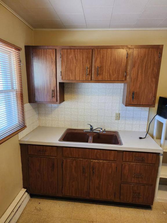 Apartment for rent at 20 E Empire St #5, Freeport, IL 61032