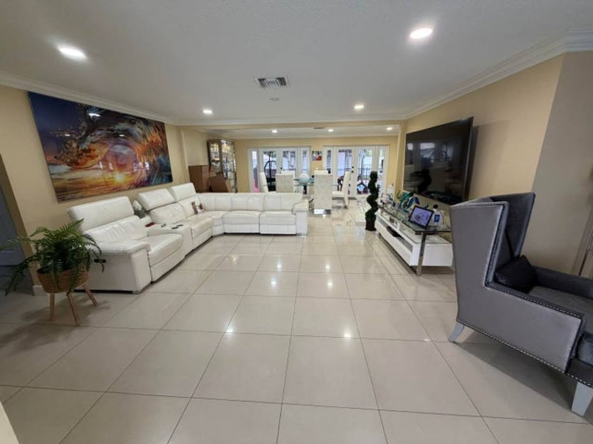 House for rent at 147 Alcazar St, West Palm Beach, FL 33411