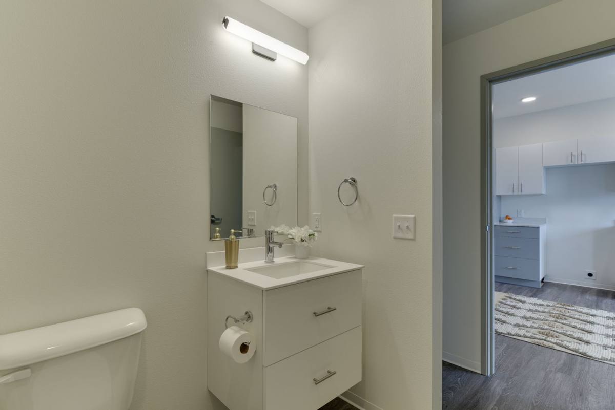 Apartment for rent at 1075 NW 16th Ave, Portland, OR 97209