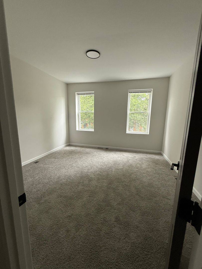 Townhouse for rent at 1811 N Dukeland St, Baltimore, MD 21216