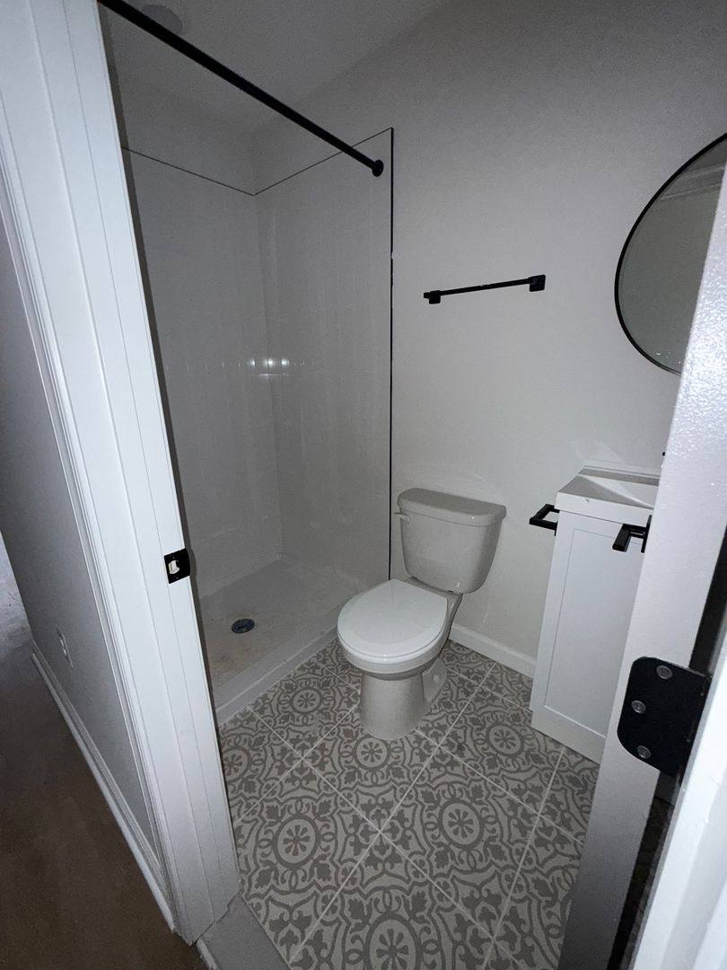 Townhouse for rent at 1811 N Dukeland St, Baltimore, MD 21216