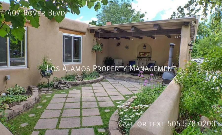 House for rent at 407 Rover Blvd, White Rock, NM 87547