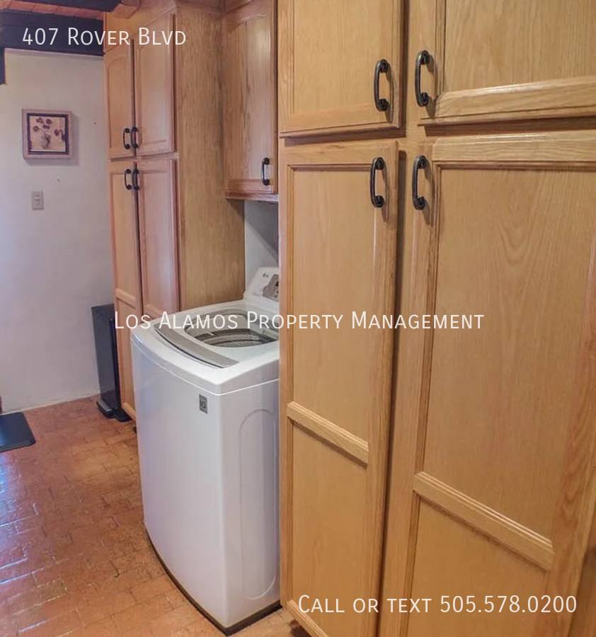 House for rent at 407 Rover Blvd, White Rock, NM 87547