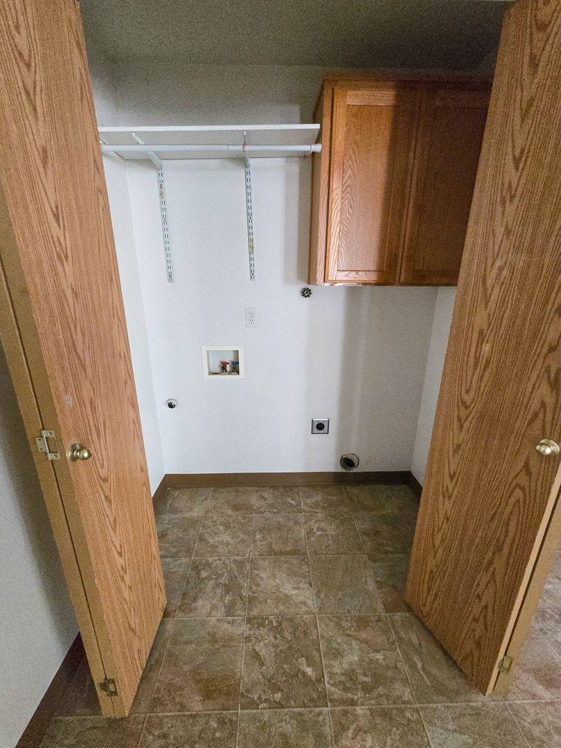 Apartment for rent at 361-363 21st St SE, Salem, OR 97301
