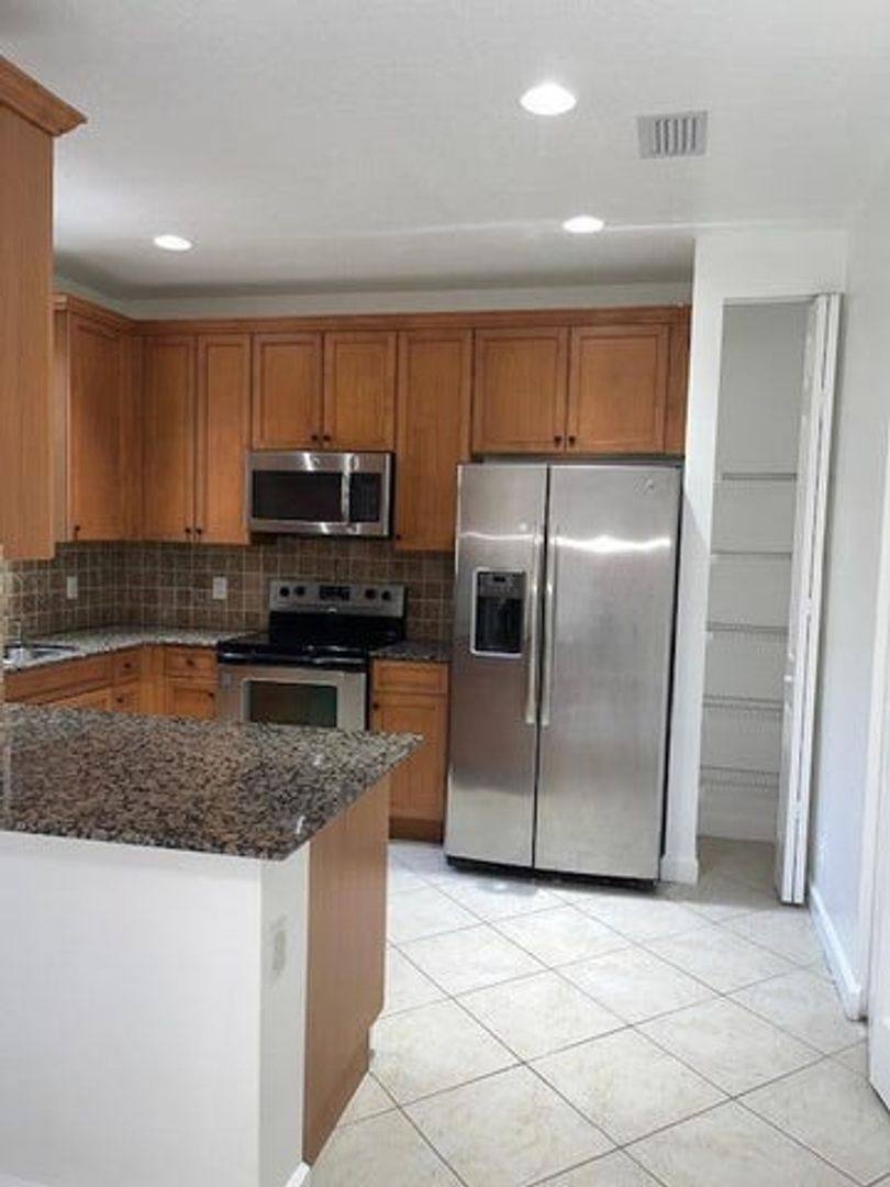 Townhouse for rent at 114 E Astor Circle, Delray Beach, FL 33484