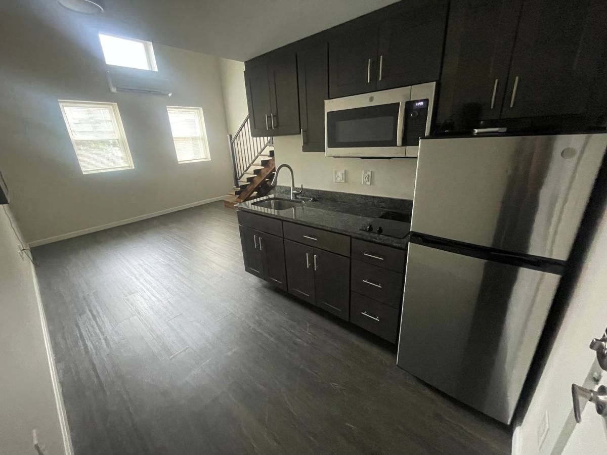 Apartment for rent at 15-17 Pleasant St, Concord, NH 03301