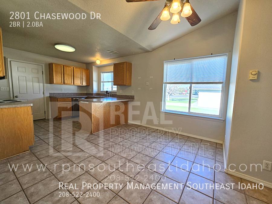 House for rent at 2801 Chasewood Dr, Idaho Falls, ID 83406