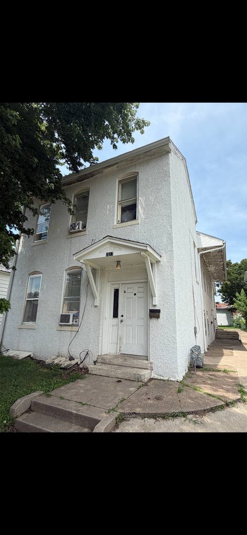 Apartment for rent at 1017 Jersey, Quincy, IL 62301