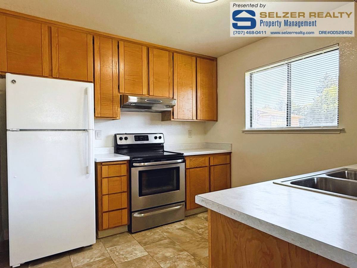 Apartment for rent at 911-921 Marlene St, Ukiah, CA 95482