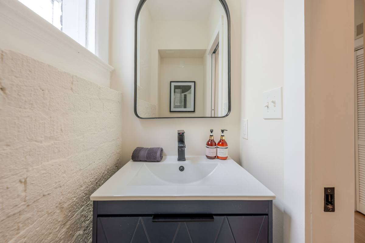 House for rent at 1742 L St NE, Washington, DC 20002