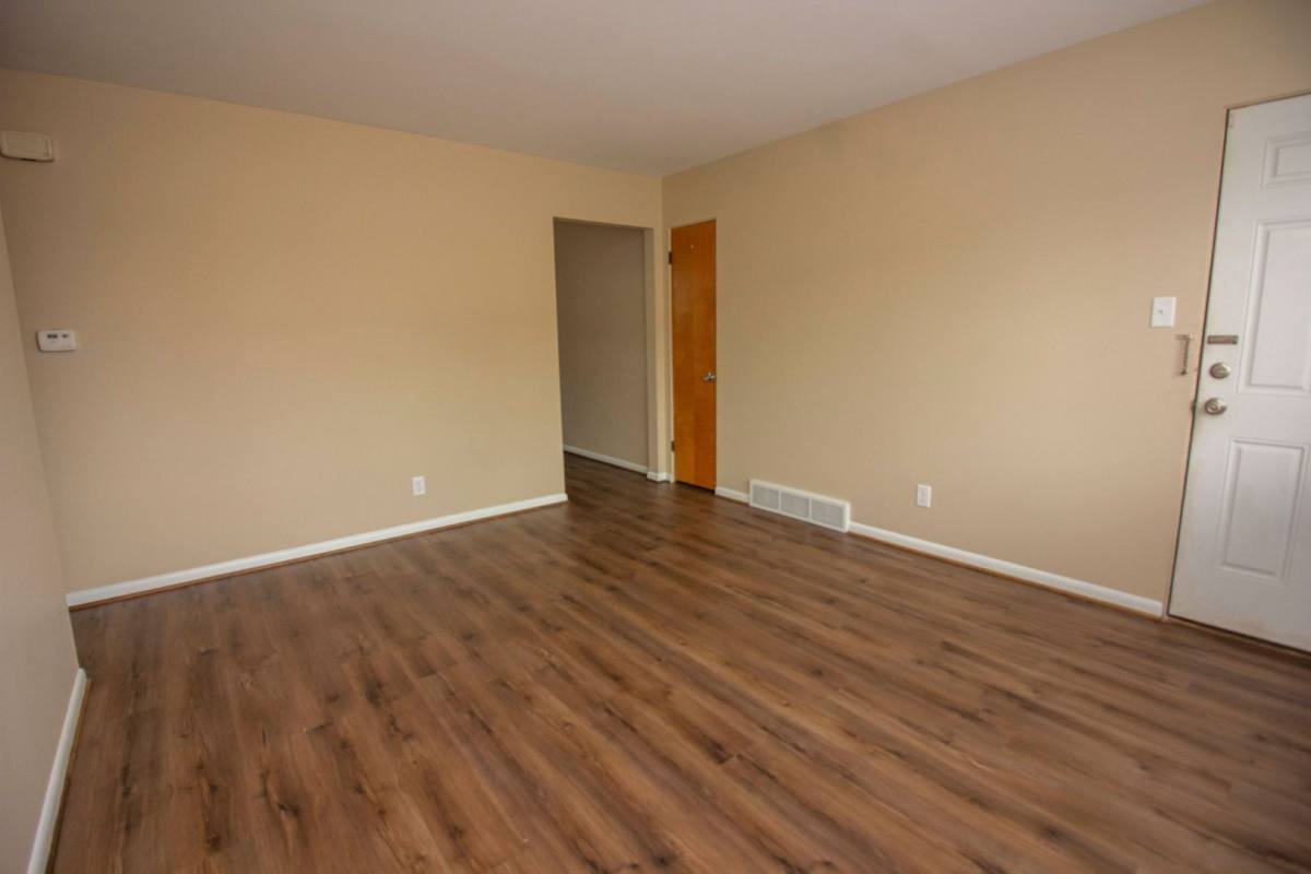 Apartment for rent at 7129 Columbia Ave, Hammond, IN 46324