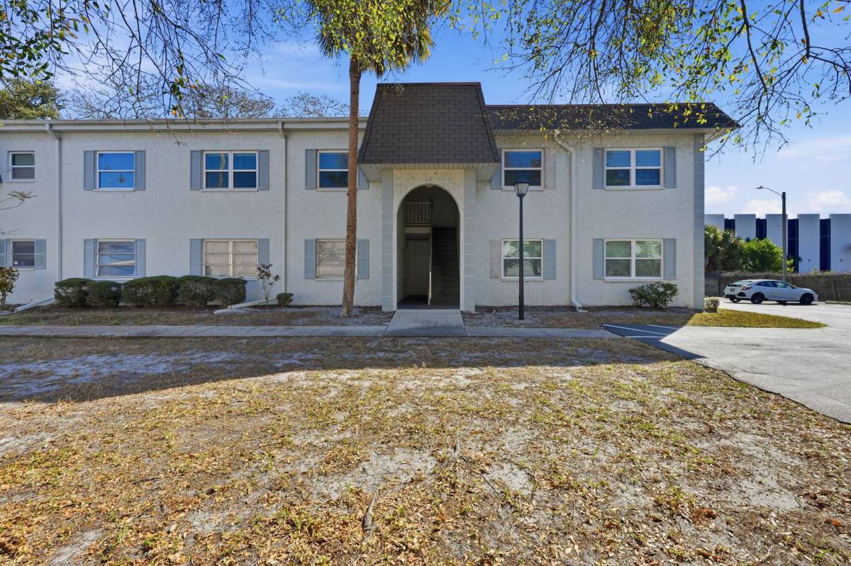Condo for rent at 337 S McMullen Booth Rd #158, Clearwater, FL 33759
