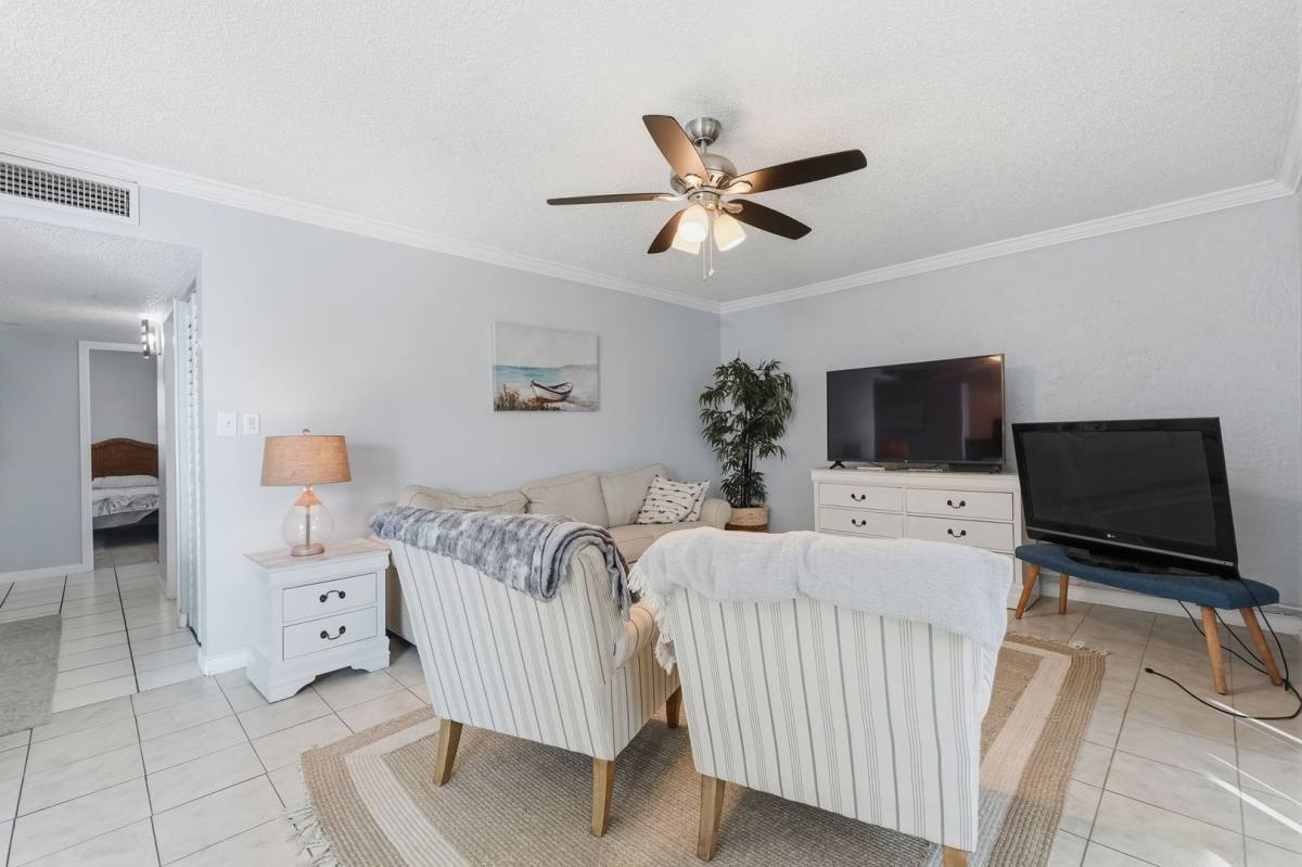 Condo for rent at 337 S McMullen Booth Rd #158, Clearwater, FL 33759