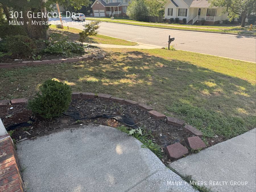 Townhouse for rent at 301 Glencoe Dr, Wake Forest, NC 27587