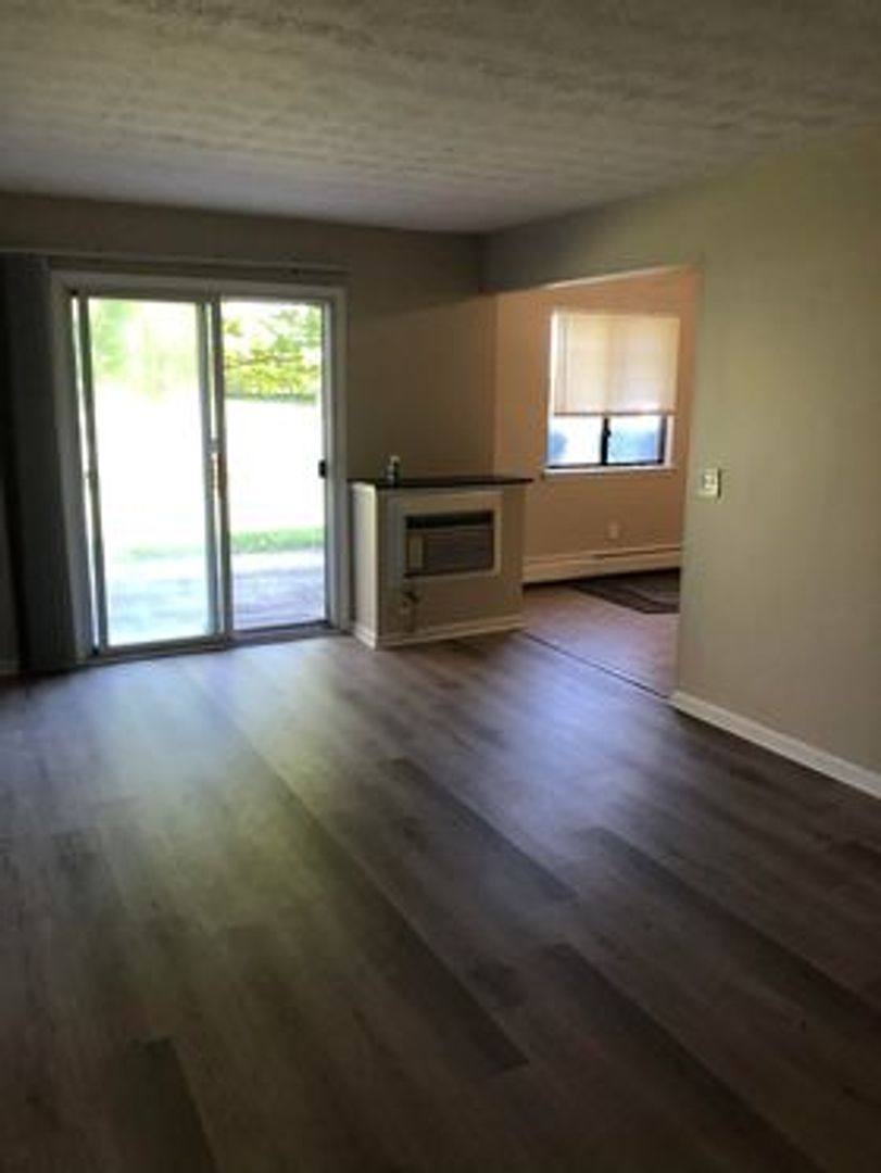 Apartment for rent at 17 Stenwick Dr E, Churchville, NY 14428