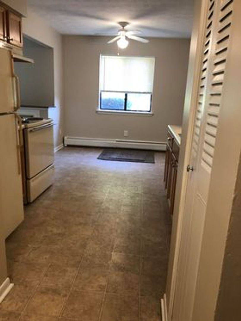 Apartment for rent at 17 Stenwick Dr E, Churchville, NY 14428
