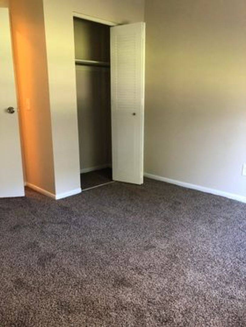 Apartment for rent at 17 Stenwick Dr E, Churchville, NY 14428