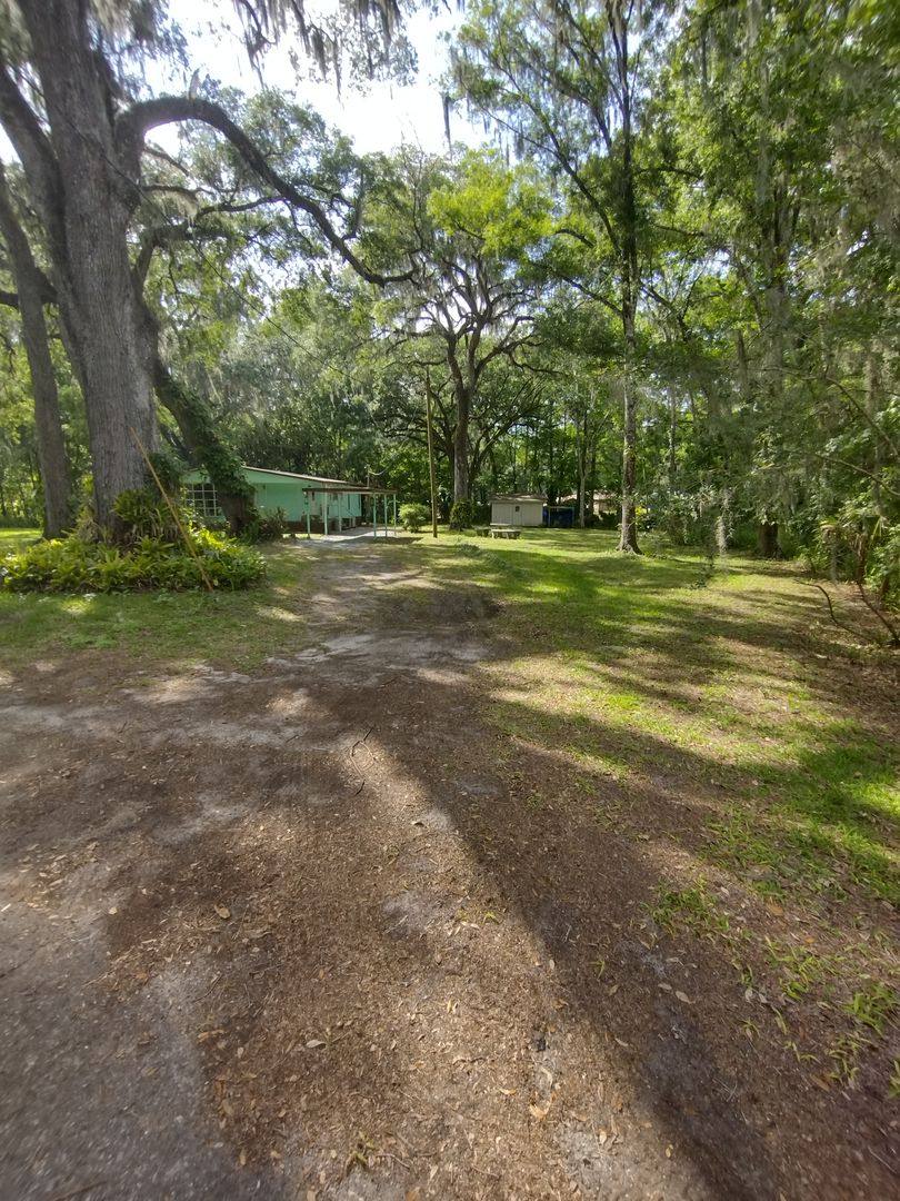 House for rent at 3610 Cr 406 Rd, Lake Panasoffkee, FL 33538