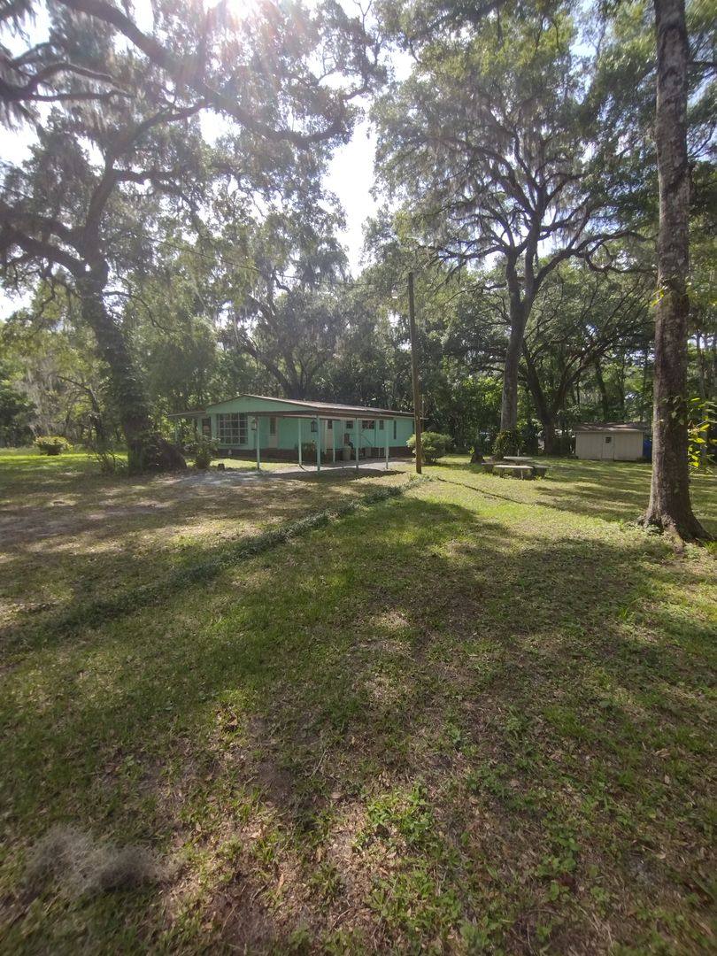 House for rent at 3610 Cr 406 Rd, Lake Panasoffkee, FL 33538