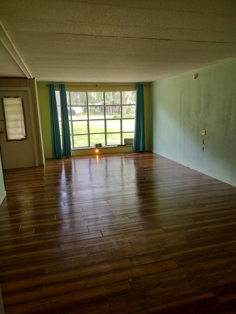 House for rent at 3610 Cr 406 Rd, Lake Panasoffkee, FL 33538