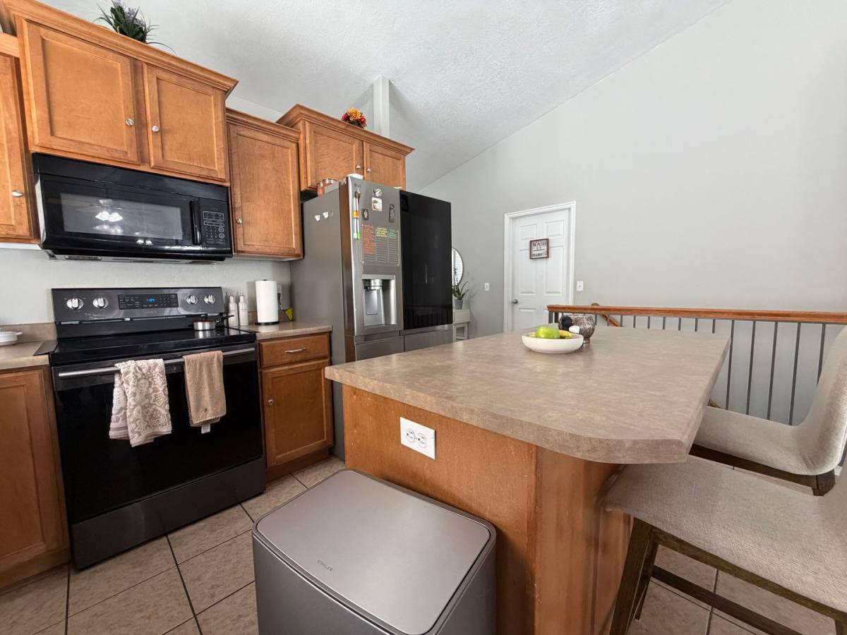 House for rent at 12894 S Cactus Berry Dr, Herriman, UT 84096