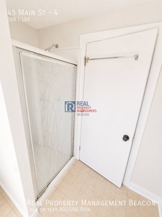Apartment for rent at 45 Main St #4, Sunapee, NH 03782