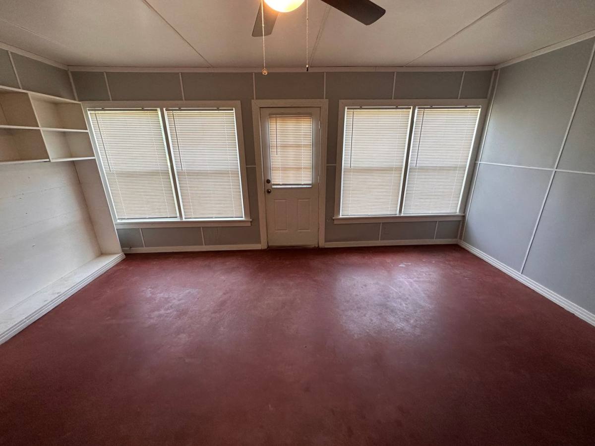 House for rent at 211 W Holland, Mount Pleasant, TX 75455