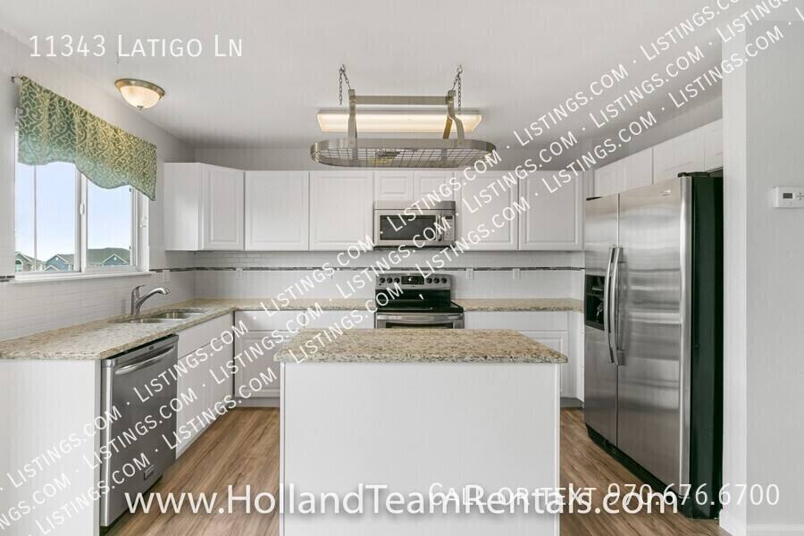 House for rent at 11343 Latigo Lane, Parker, CO 80138