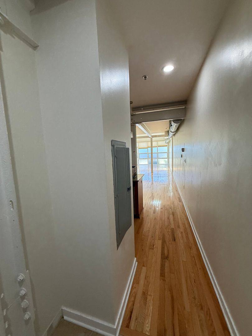 House for rent at 242 Centre St #6, Trenton, NJ 08611