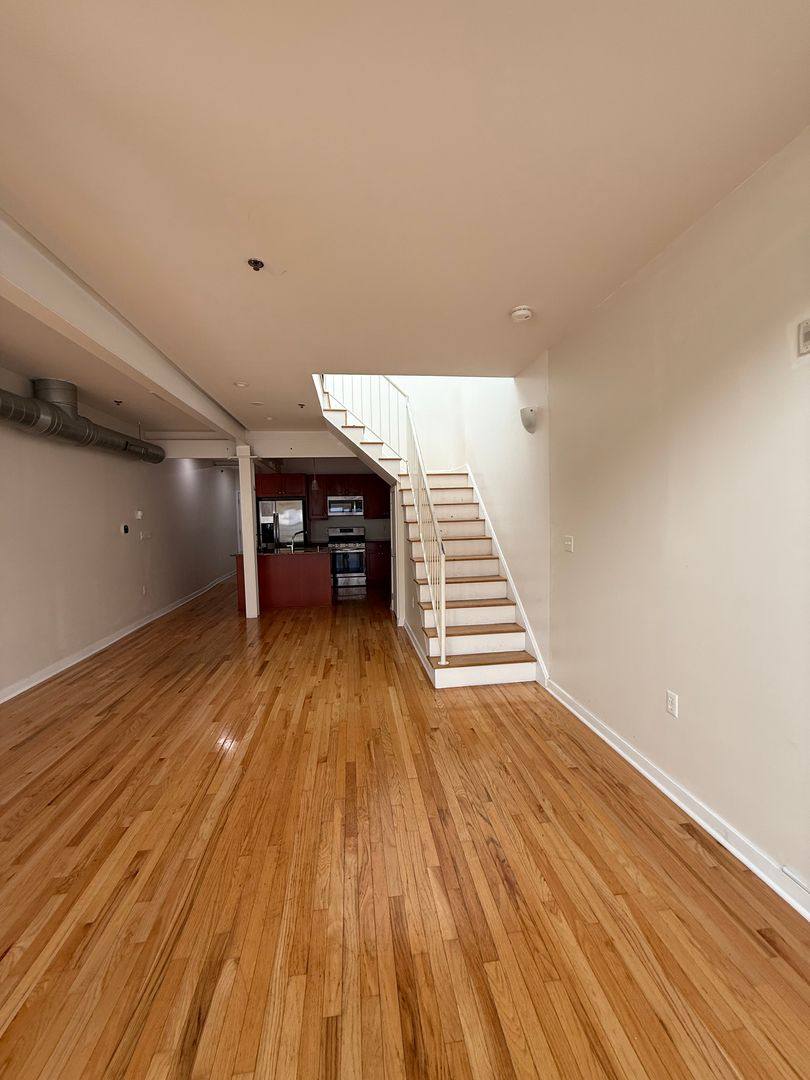 House for rent at 242 Centre St #6, Trenton, NJ 08611