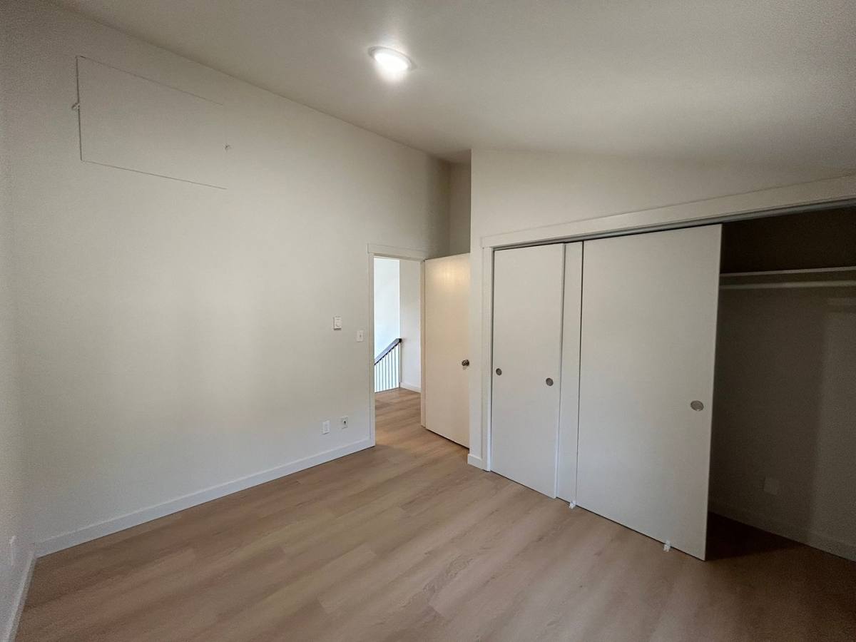 Apartment for rent at 3805 Beach Dr SW, Seattle, WA 98116