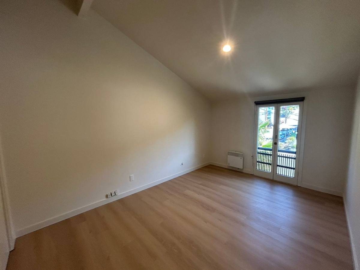 Apartment for rent at 3805 Beach Dr SW, Seattle, WA 98116