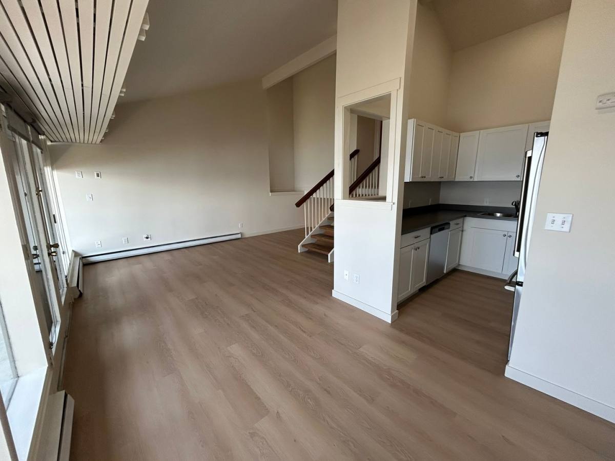 Apartment for rent at 3805 Beach Dr SW, Seattle, WA 98116