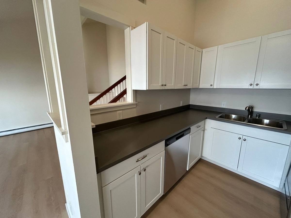 Apartment for rent at 3805 Beach Dr SW, Seattle, WA 98116