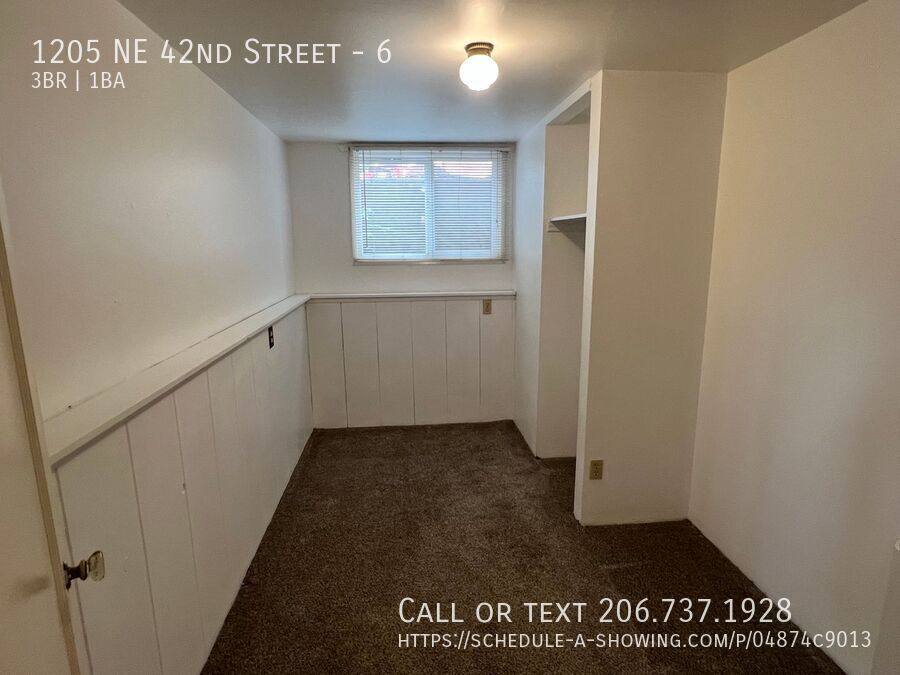 Apartment for rent at 1205 NE 42nd St #6, Seattle, WA 98105