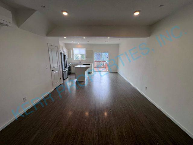 Townhouse for rent at 12996 SE 155th Ave, Happy Valley, OR 97086