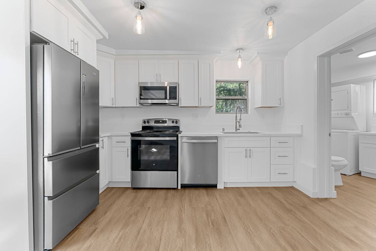 Apartment for rent at 3212 Hamilton Way #10, Los Angeles, CA 90026