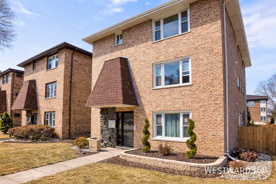 Apartment for rent at 660 Clyde Ave #2, Calumet City, IL 60409