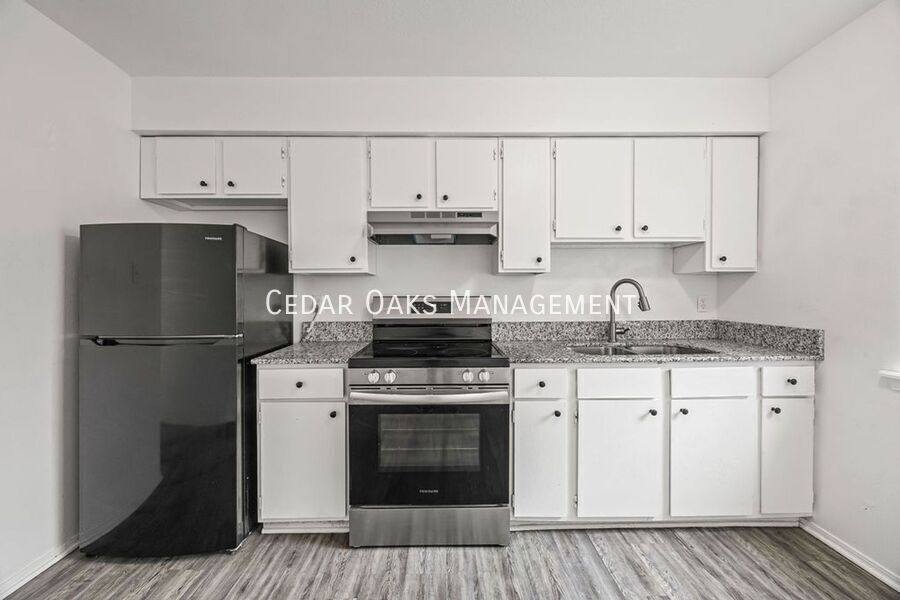 Apartment for rent at 1931 Deane St #J, Fayetteville, AR 72703