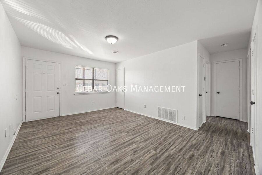 Apartment for rent at 1931 Deane St #J, Fayetteville, AR 72703