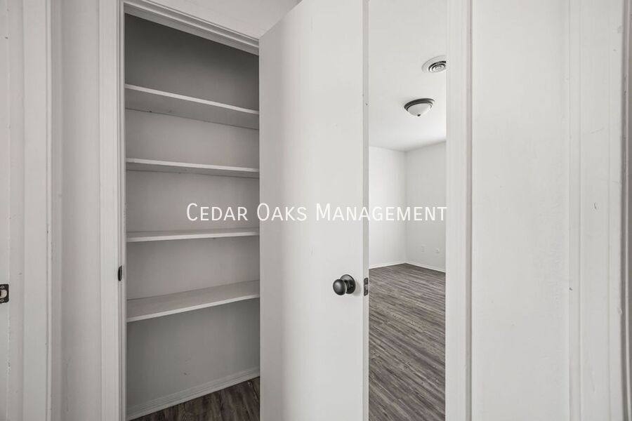 Apartment for rent at 1931 Deane St #J, Fayetteville, AR 72703