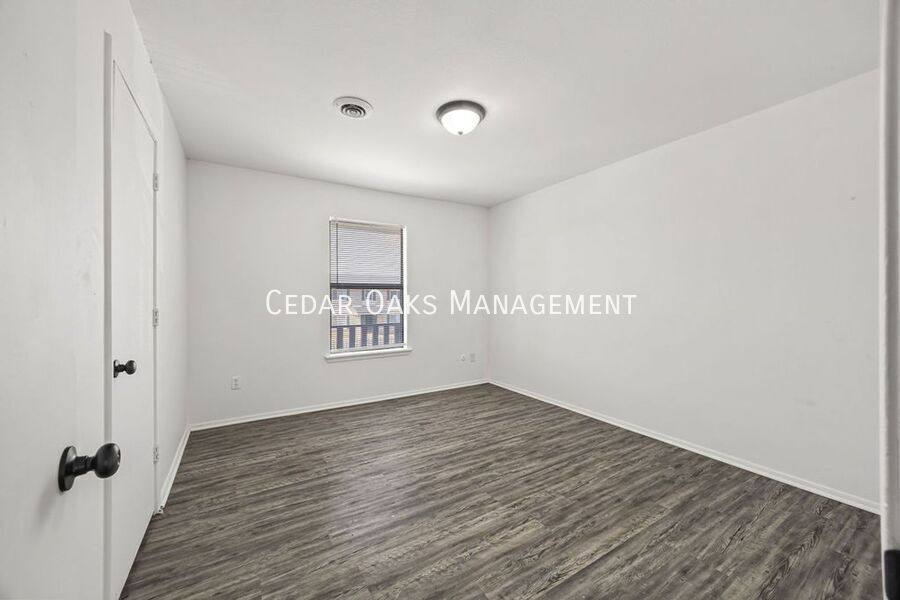 Apartment for rent at 1931 Deane St #J, Fayetteville, AR 72703