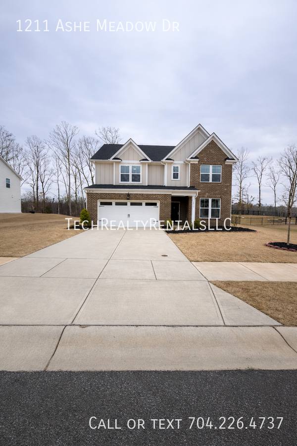 House for rent at 1211 Ashe Meadow Dr, Indian Trail, NC 28079