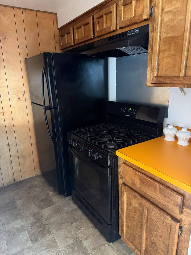 Apartment for rent at 2118-2120 Eberlein Ave, Klamath Falls, OR 97601