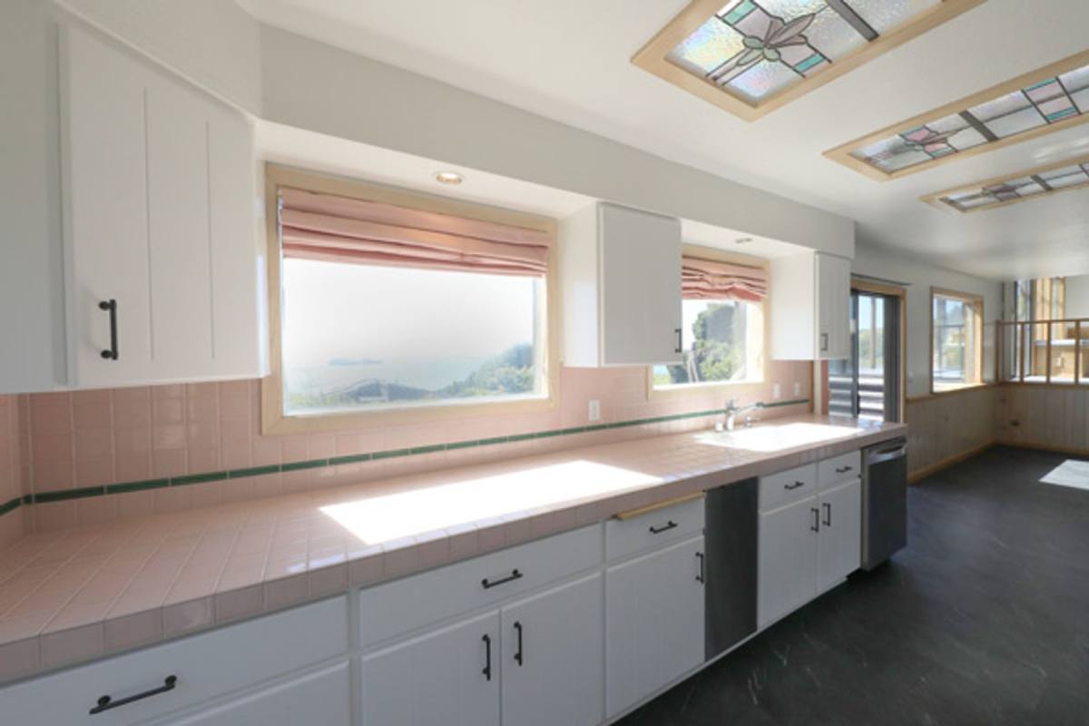 514 Ewing St, Trinidad, CA 95570 - Apartment for Rent - Image 8
